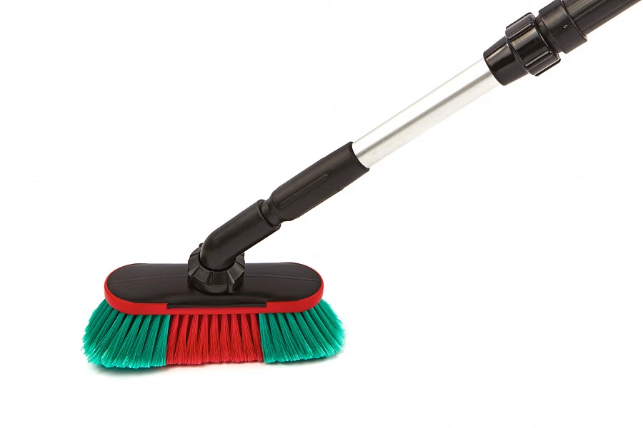 Vikan Hoekverstelbare Borstel Met Watertoevoer - Image 5