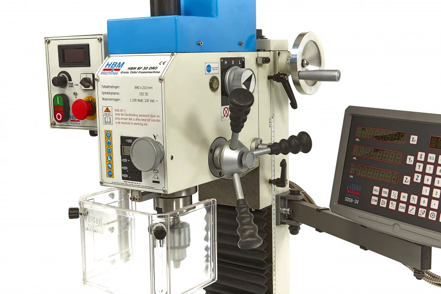 HBM BF 30 Freesmachine Grote Tafel Met 3 Assig Uitleessysteem - Image 4