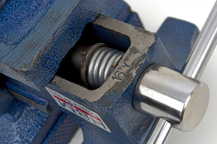 HBM Profi 150 Mm Bankschroef Met Draaibaar Onderstel - Image 9