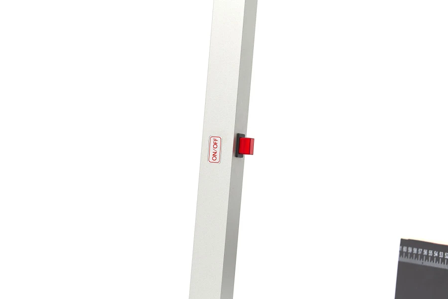 HBM 200 W Schuimsnijder Met Poten - Image 13